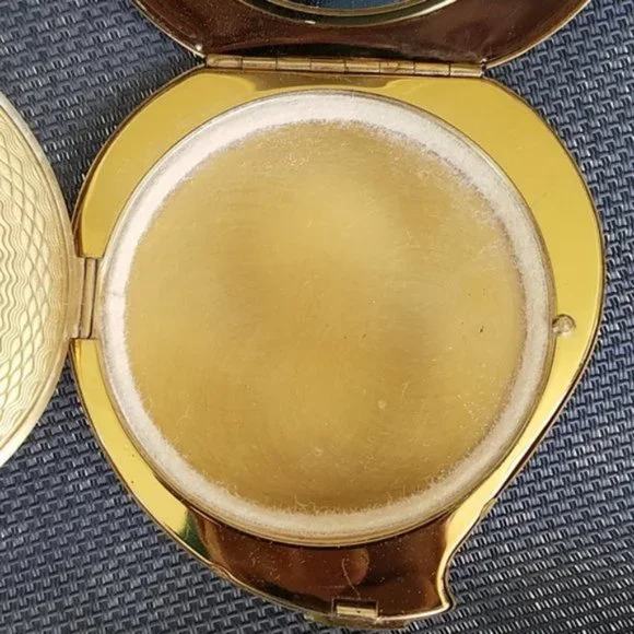 Vintage Elgin American Heart Compact